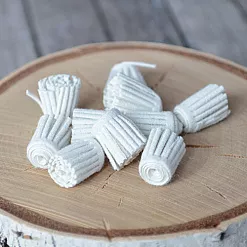 Набор украшений "Кисточки белые"