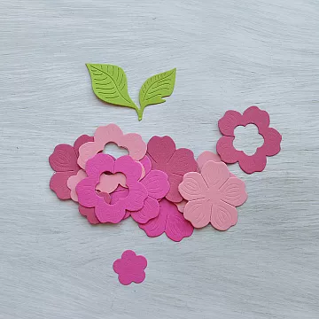Набор вырубок "Цветок с прожилками и листьями", цвет розовый
