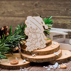 Чипборд "Медвежонок с ёлкой", 5,6х5,9 см (WoodHome) Чипборд "Медвежонок с ёлкой", 5,6х5,9 см (WoodHome)