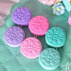 Миниатюра "Подвеска печенье Oreo. Фиолетовая", 1 шт (Югарт, 74