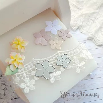 Нож "Цветок плюмерии" 4,5х4,5 см (ScrapMania)