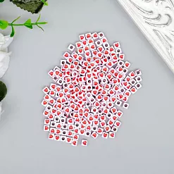 Набор бусин "Кубик. Красное сердечко" (АртУзор) Набор бусин "Кубик. Красное сердечко" (АртУзор)