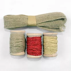 Набор крафт-ярлычков "Подарочные" с джутовым шпагатом и рафием (DoCrafts)